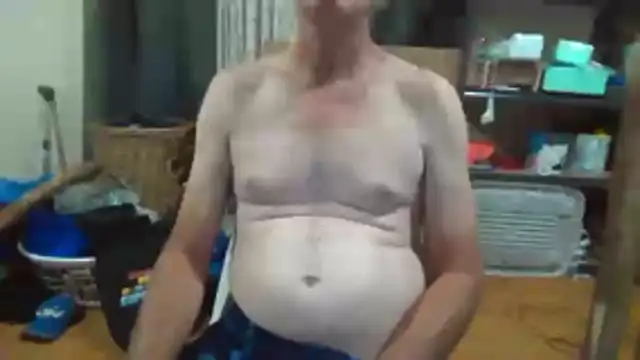 Lovyourpuss online show from December 2025 06:48:01 PM