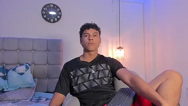 Santy Stump online show from September 2025 09:28:02 PM