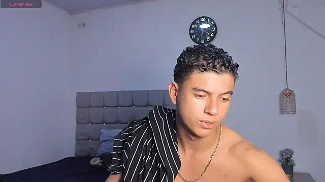 Santy Stump online show from February 2026 11:22:01 PM