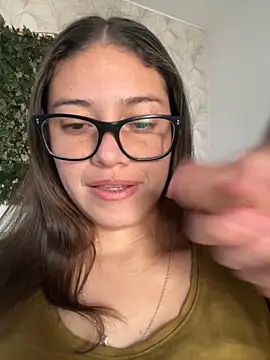 Snapshot of kate_rabittsex chatting on February 2025 03:15:02 PM kate rabittsex online show from February 2025 03:15:02 PM