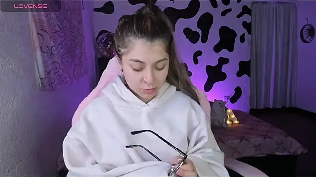 abbie jensen  online show from January 2026 05:11:01 AM