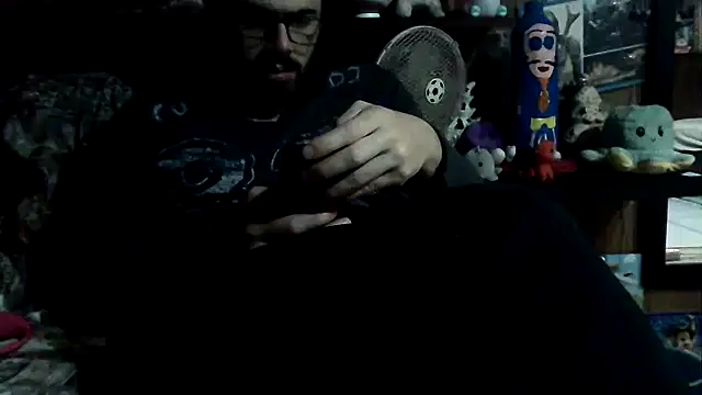 Snapshot of Angelsordemons6 chatting on January 2026 08:23:01 PM Angelsordemons6 online show from January 2026 08:23:01 PM