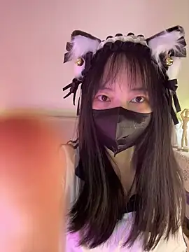 love-uiui online show from October 2025 12:26:02 PM