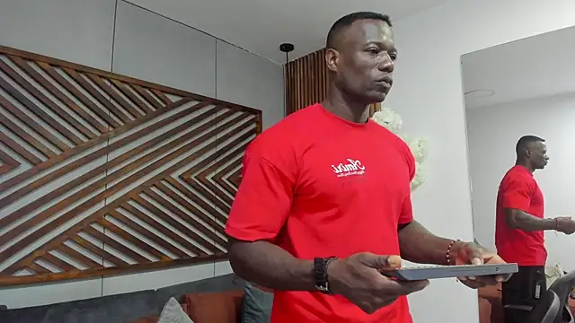 MarcusBlack  online show from April 2026 11:33:02 AM