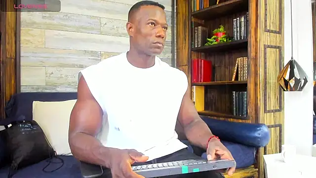 Snapshot of MarcusBlack_ chatting on April 2026 02:45:02 PM MarcusBlack online show from April 2026 02:45:02 PM