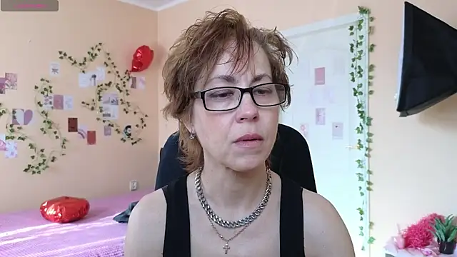 Snapshot of Ronda_Roni chatting on April 2026 05:25:01 AM Ronda Roni online show from April 2026 05:25:01 AM