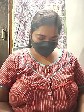 Liyaa 24 online show from April 2026 05:35:02 PM