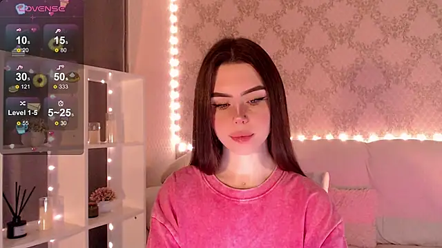 HolyMiax online show from November 2025 03:28:01 AM