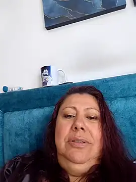 Snapshot of EmmaJhomson chatting on June 2026 01:10:01 PM EmmaJhomson online show from June 2026 01:10:01 PM