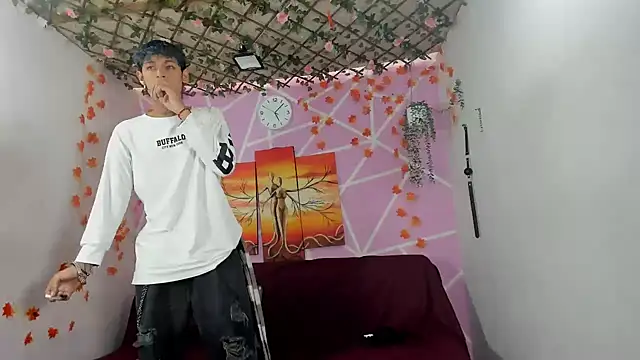 Bastian boyshot77 online show from September 2025 07:19:02 PM