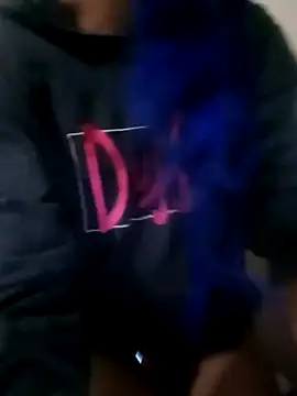 Snapshot of famousfox-69 chatting on September 2025 09:03:02 PM famousfox-69 online show from September 2025 09:03:02 PM