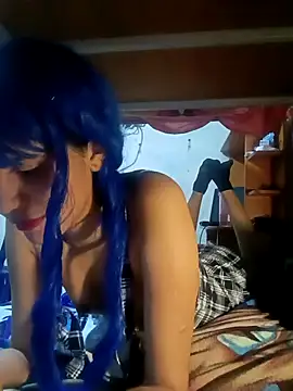 famousfox-69 online show from March 2026 07:47:01 AM