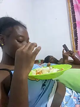 GeileErica online show from November 2025 01:00:02 AM