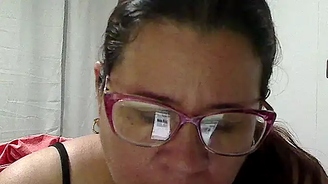 luciana69hot online show from April 2026 06:09:01 PM