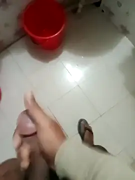 Snapshot of zim200 chatting on November 2025 12:35:02 AM zim200 online show from November 2025 12:35:02 AM