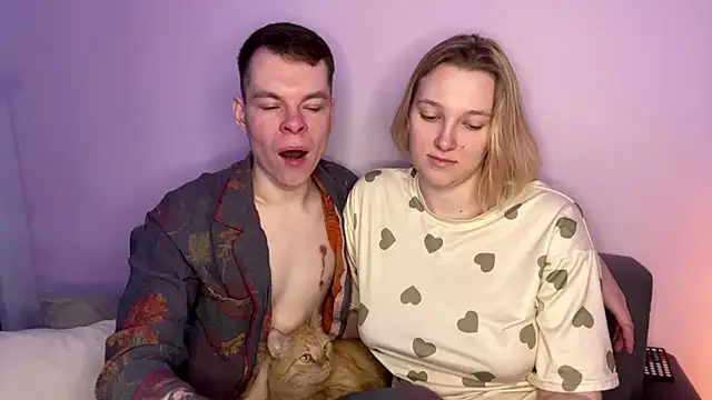 julielourens online show from March 2026 07:38:01 AM