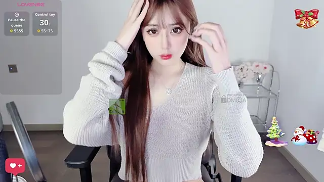 OwQoll online show from December 2025 05:36:02 AM