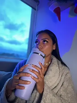 im-isabella online show from December 2025 10:40:02 PM