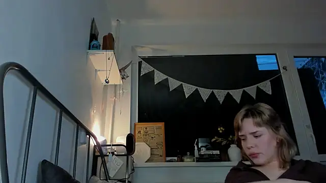 Snapshot of _CuteAsFuck_ chatting on February 2026 02:10:02 PM CuteAsFuck online show from February 2026 02:10:02 PM