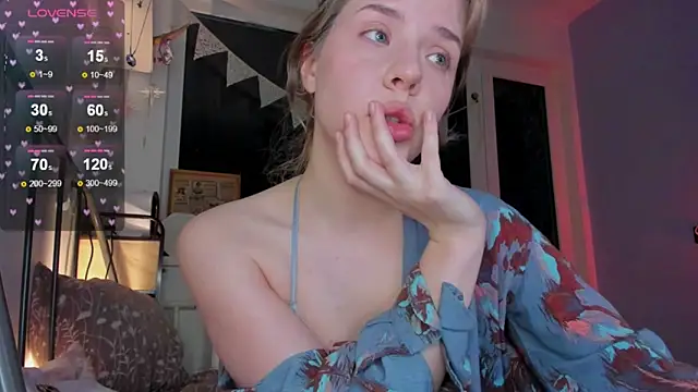 Snapshot of _CuteAsFuck_ chatting on February 2026 03:52:01 PM CuteAsFuck online show from February 2026 03:52:01 PM