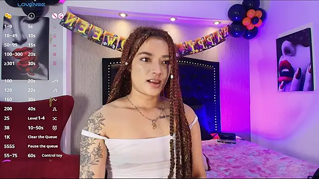 Snapshot of Dancer-Myluu chatting on November 2025 08:43:02 PM Dancer-Myluu online show from November 2025 08:43:02 PM