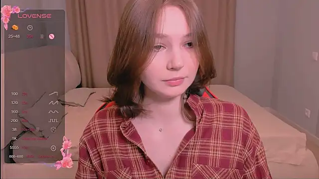 Nika Whiter online show from September 2025 01:05:01 PM