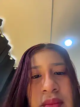 indialatin online show from November 2025 12:05:02 PM