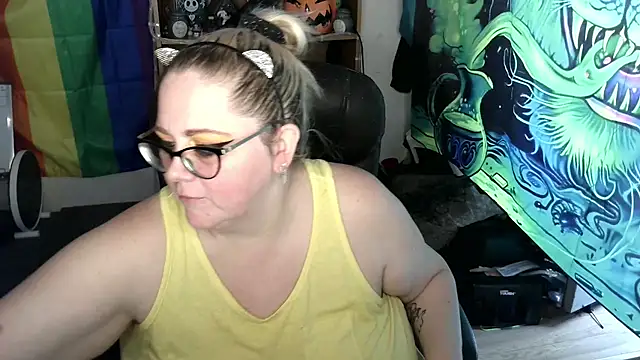 Snapshot of Kinky_Witch chatting on July 2026 03:58:01 PM Kinky Witch online show from July 2026 03:58:01 PM