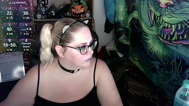 Snapshot of Kinky_Witch chatting on July 2026 04:34:02 PM Kinky Witch online show from July 2026 04:34:02 PM