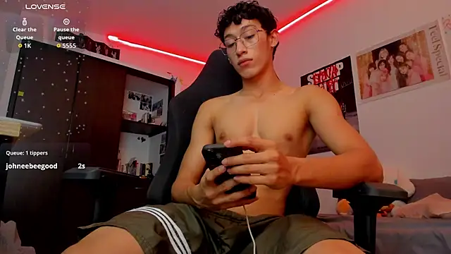 velvet skyn online show from April 2026 02:55:01 AM