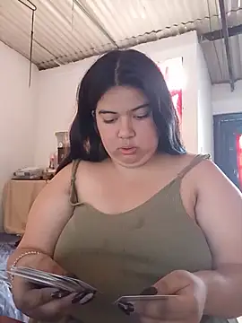 Snapshot of sultana_mihrima chatting on June 2026 06:12:01 PM sultana mihrima online show from June 2026 06:12:01 PM