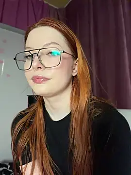 Snapshot of Dari_Toy_ chatting on June 2026 01:26:02 PM Dari Toy online show from June 2026 01:26:02 PM