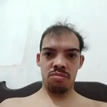 GuilhermeYuree online show from April 2026 11:16:02 PM