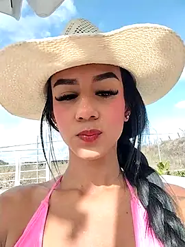 Juliana Xander online show from December 2025 02:11:01 PM