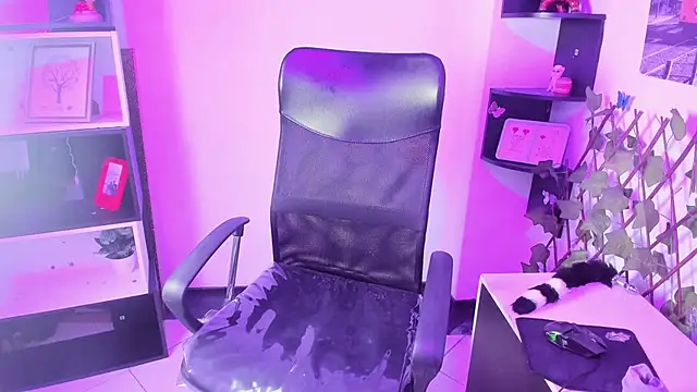 Miha Cute online show from October 2025 03:06:02 AM