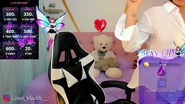 Snapshot of Luna_blackk chatting on April 2026 09:04:01 PM Luna blackk online show from April 2026 09:04:01 PM