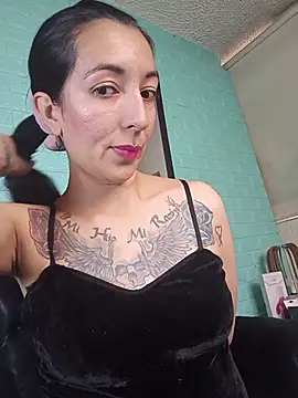 SALOME KORLAND online show from November 2025 03:22:01 PM