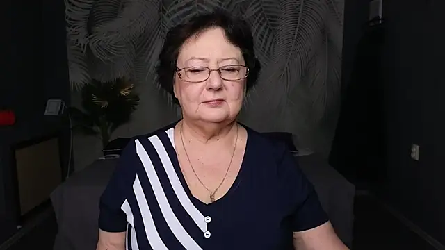 Snapshot of Margo_Moll chatting on November 2025 04:35:02 AM Margo Moll online show from November 2025 04:35:02 AM