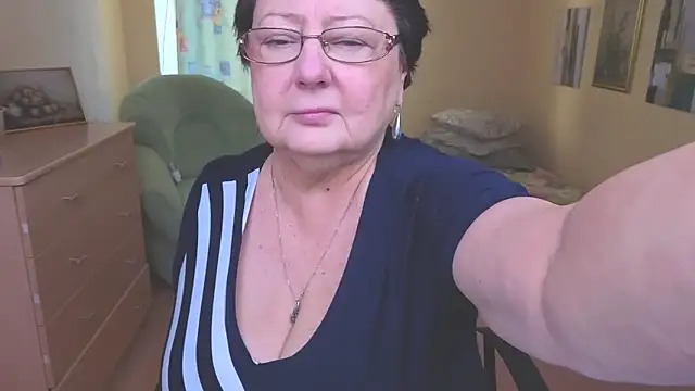 Snapshot of Margo_Moll chatting on December 2025 08:40:02 AM Margo Moll online show from December 2025 08:40:02 AM