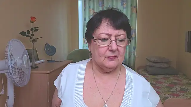 Margo Moll online show from January 2026 11:26:01 AM