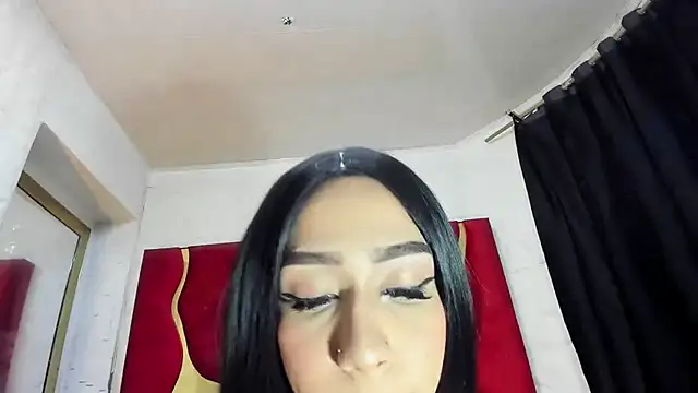 chaniesmith69x online show from November 2025 03:50:02 AM