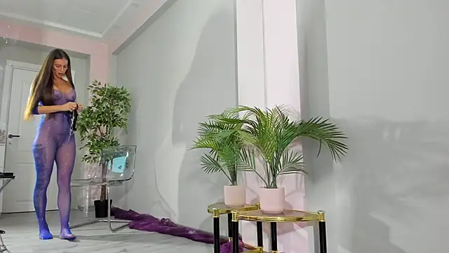 Snapshot of MayaHellen chatting on December 2025 05:47:01 AM MayaHellen online show from December 2025 05:47:01 AM