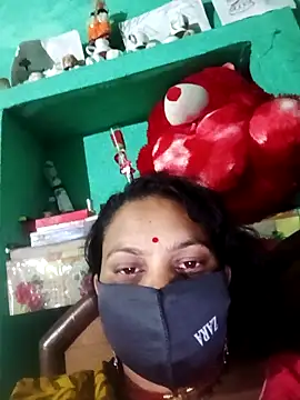 SHWETA1180 online show from February 2026 11:11:02 PM