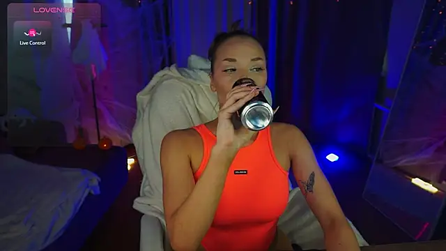 SPICY KIM online show from October 2025 05:08:01 AM