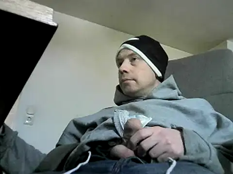 skateboy78 online show from January 2025 12:30:01 PM