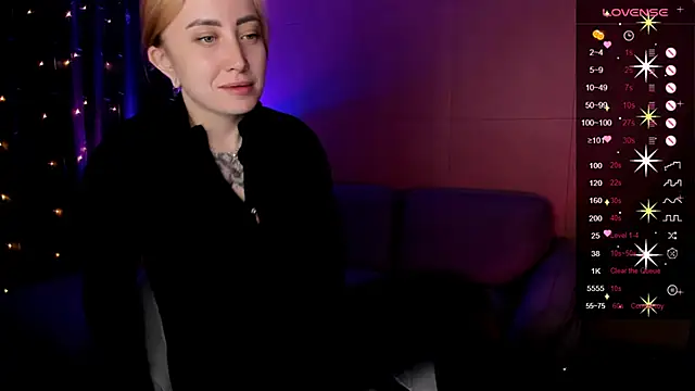Snapshot of deboramoore chatting on June 2026 02:14:02 AM deboramoore online show from June 2026 02:14:02 AM
