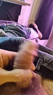 David1982qq online show from September 2025 12:13:02 AM