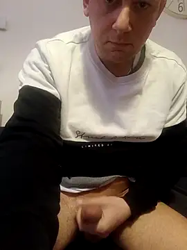 Snapshot of Alessio1987 chatting on February 2026 05:31:01 PM Alessio1987 online show from February 2026 05:31:01 PM