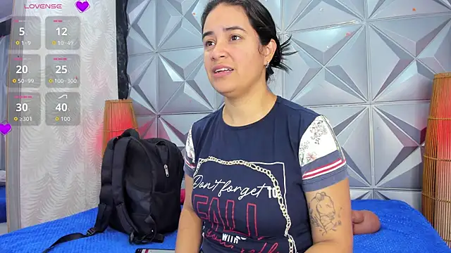 GreciaFox1 online show from November 2025 11:29:01 AM