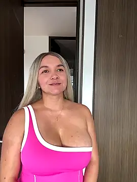 Nova Gabriela online show from December 2025 03:20:01 PM